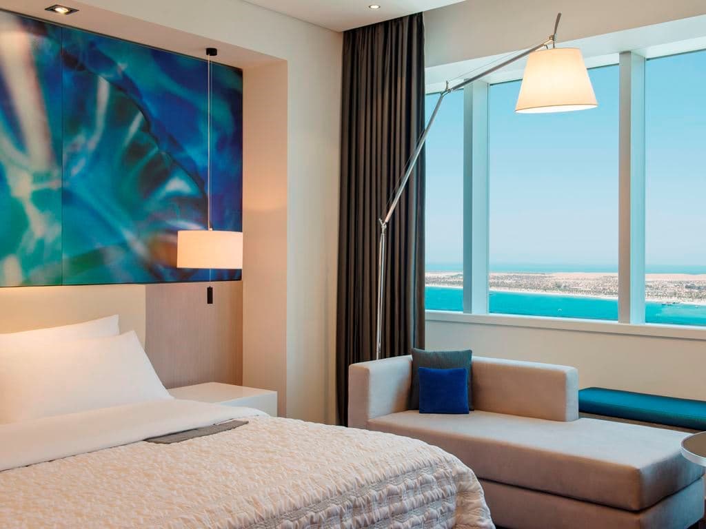 rooms-deluxe-room