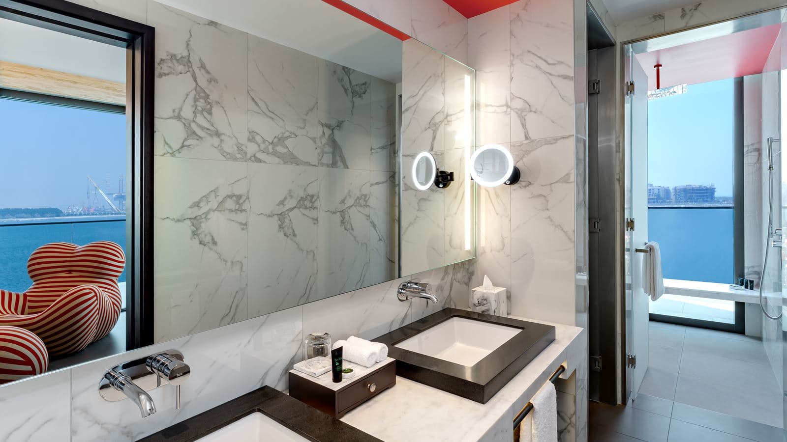 rooms-deluxe-room