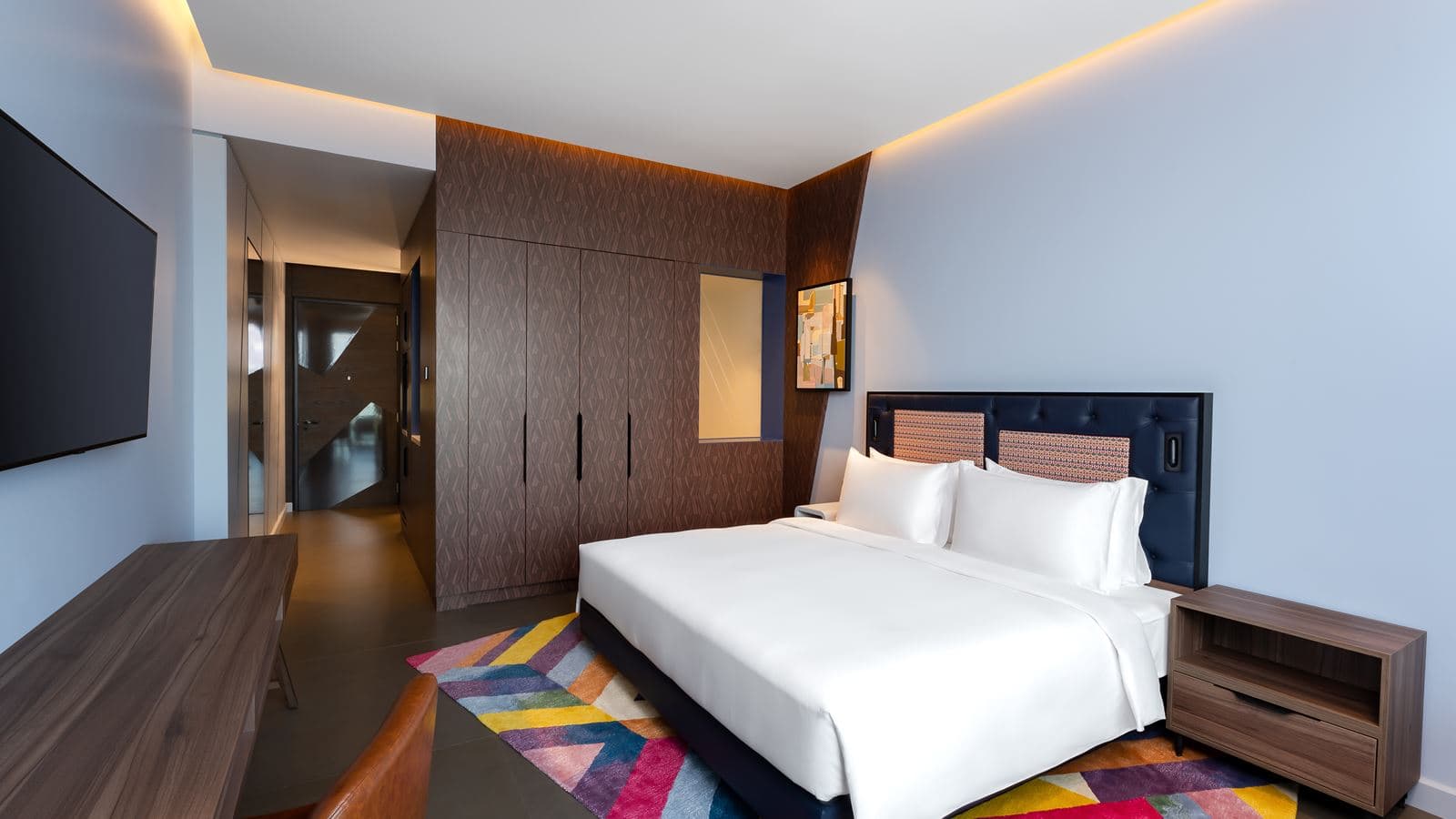 rooms-kingtwin-room