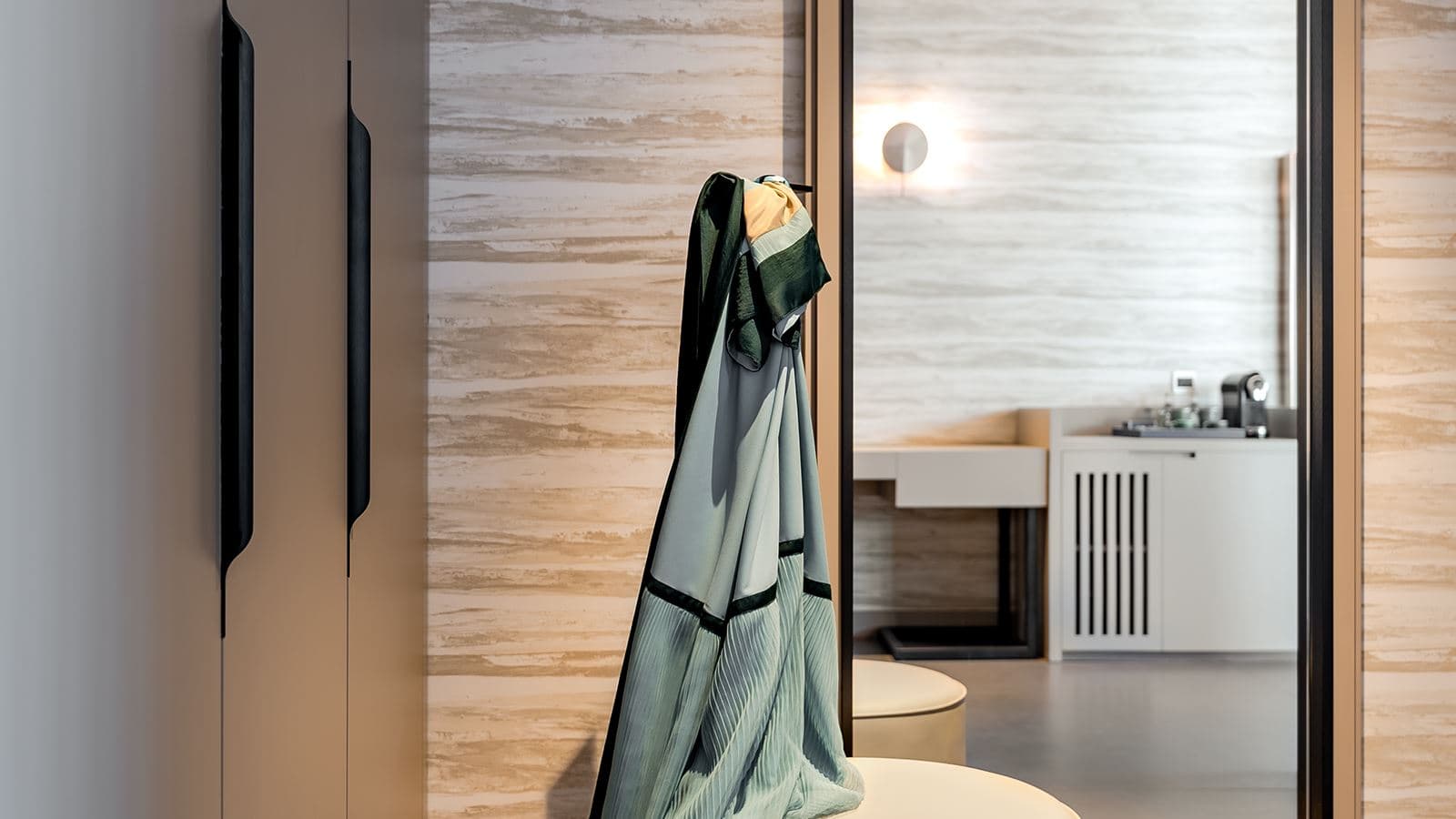 rooms-deluxe-room