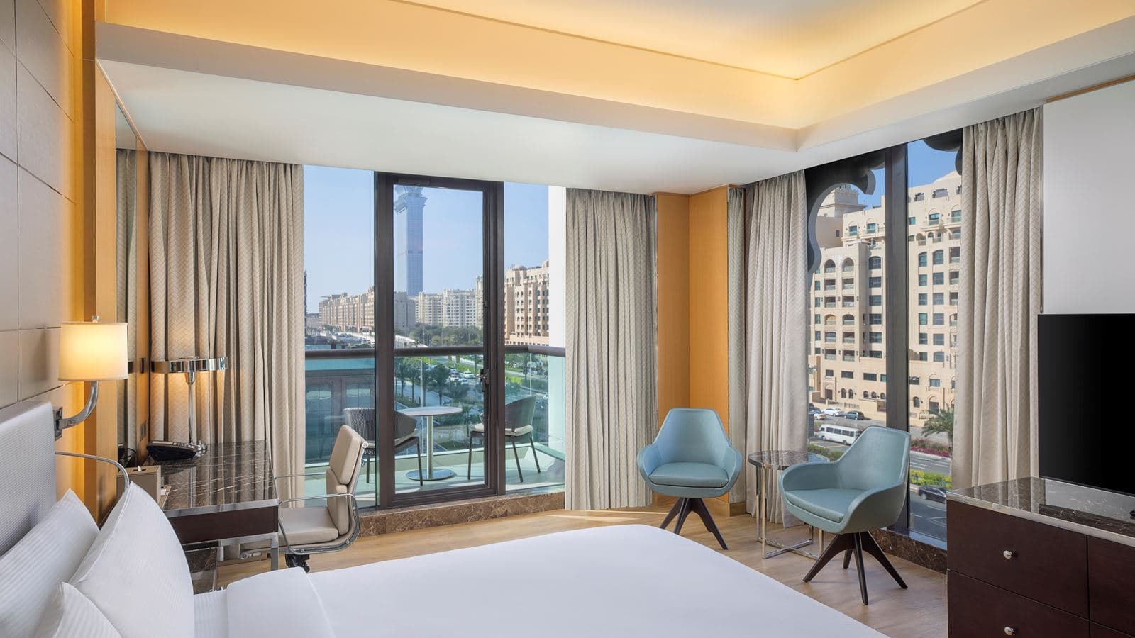 rooms-family-room