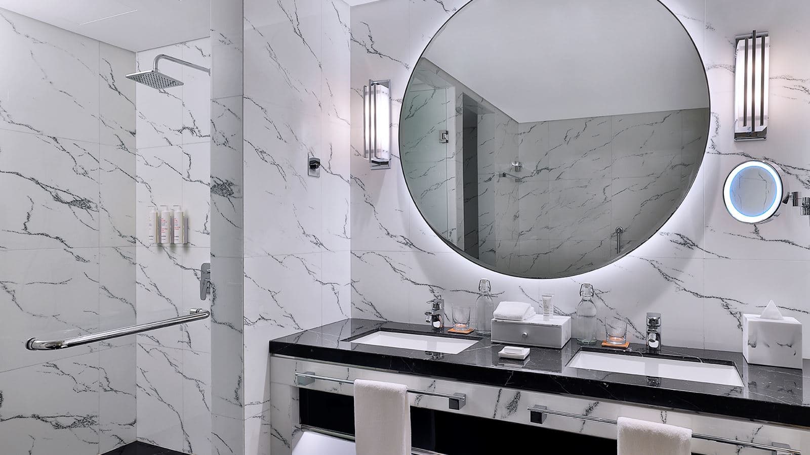 rooms-palm-suite