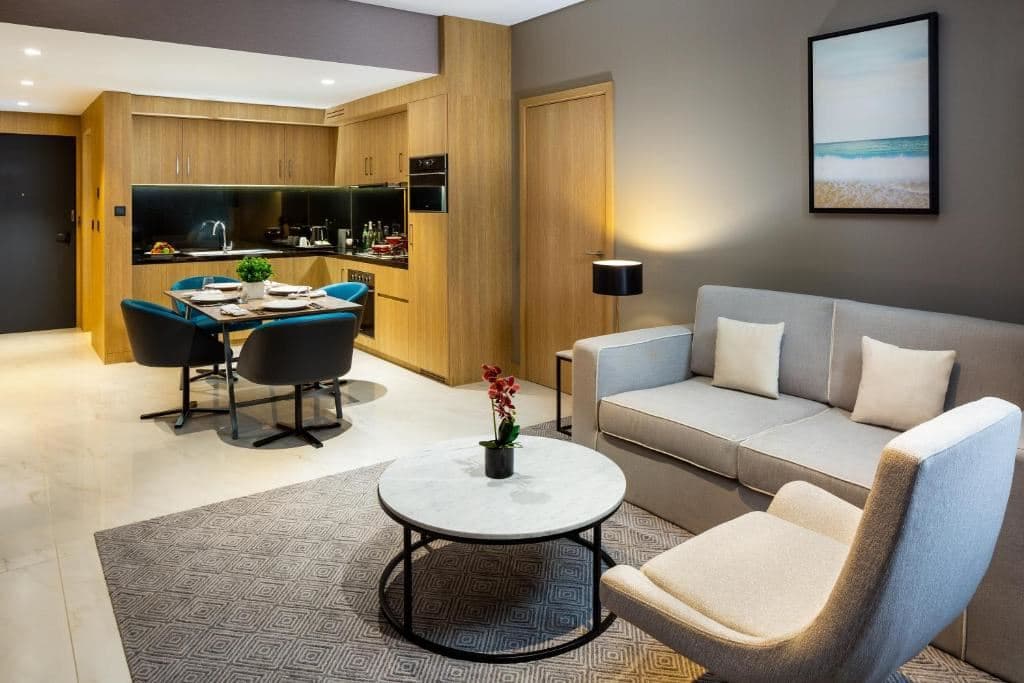 rooms-executive-suite-with-kitchen