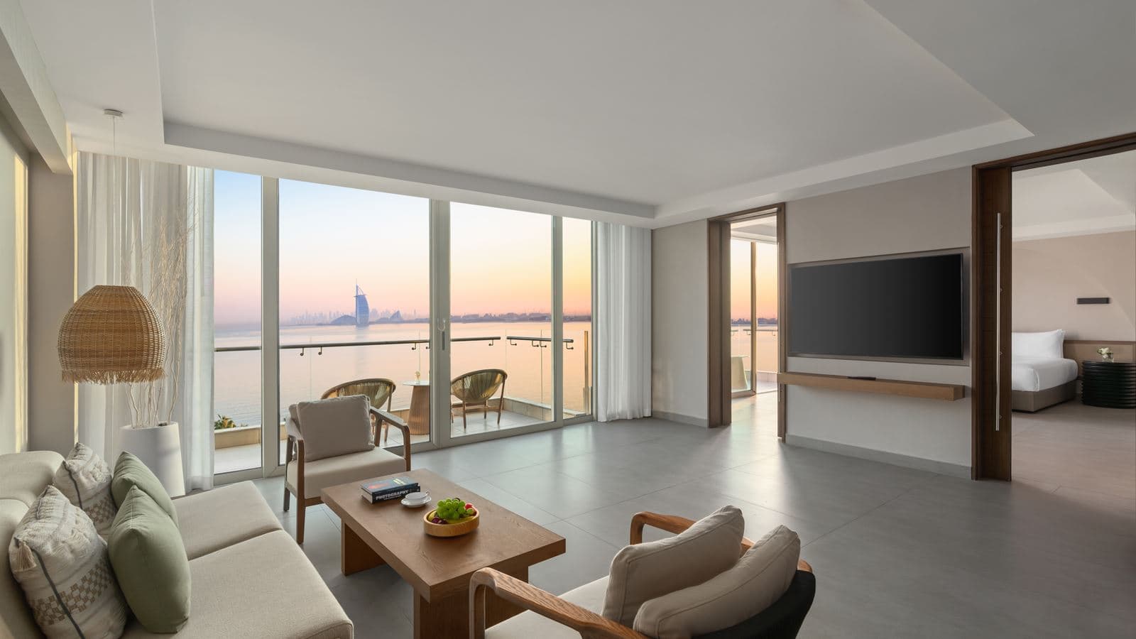 rooms-senior-suite