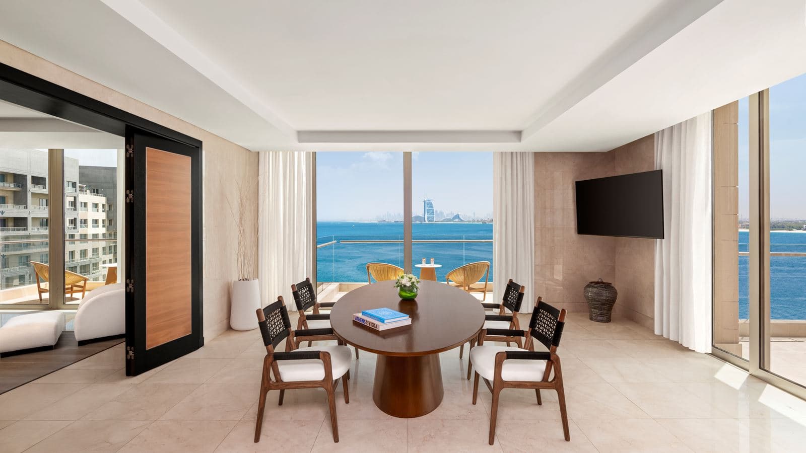 rooms-king-suite