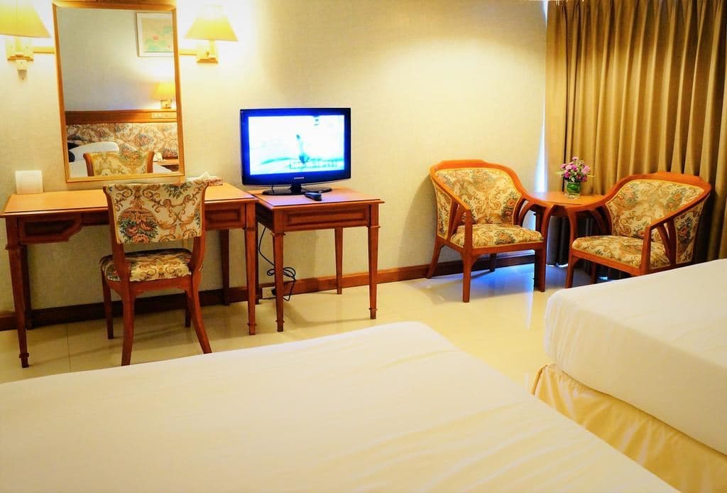 rooms-standard-room