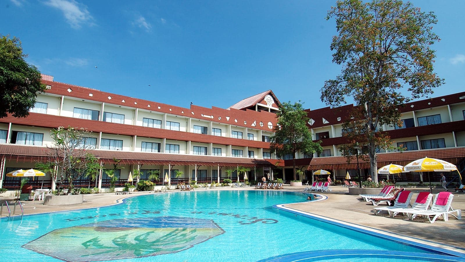 pools-outdoor-pool