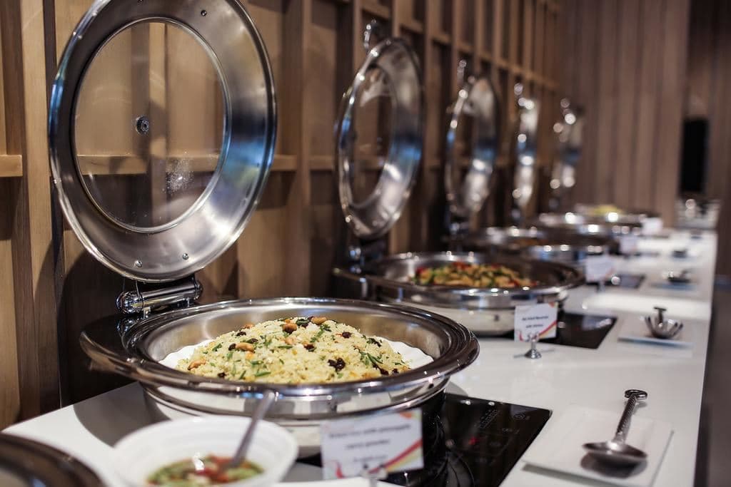 restaurants-hungry-bar--restaurant-and-lounge