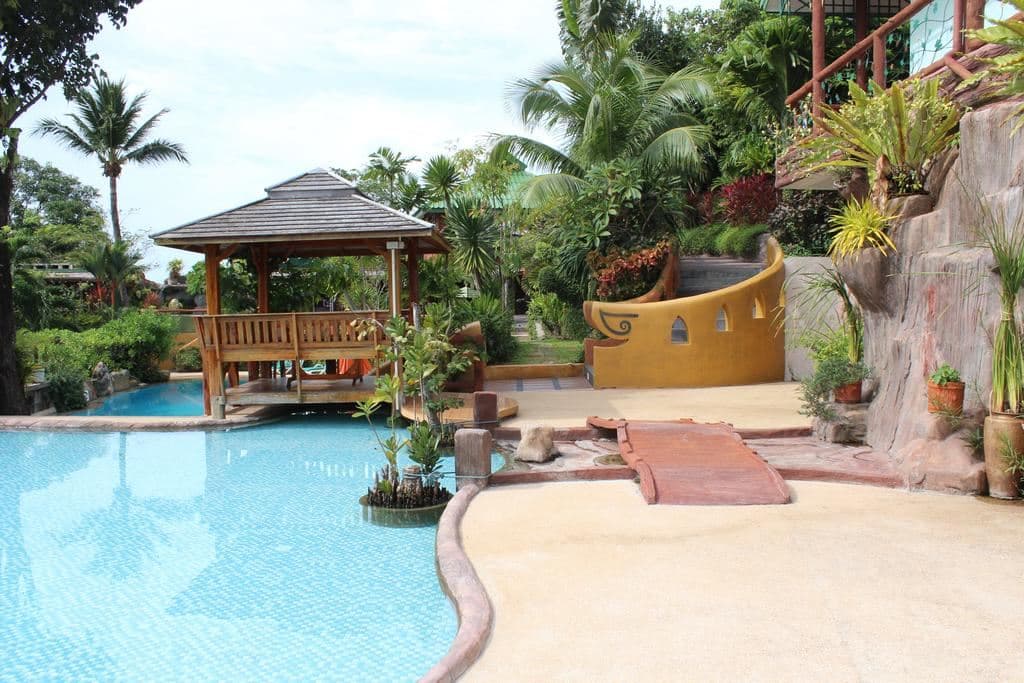pools-outdoor-pool