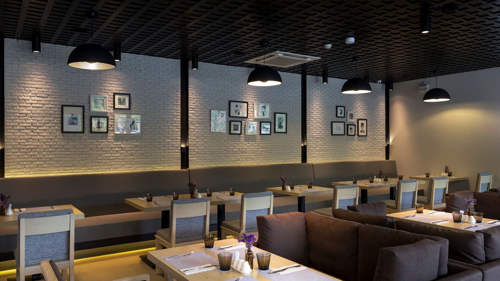 restaurants-ikon-cafe-restaurant