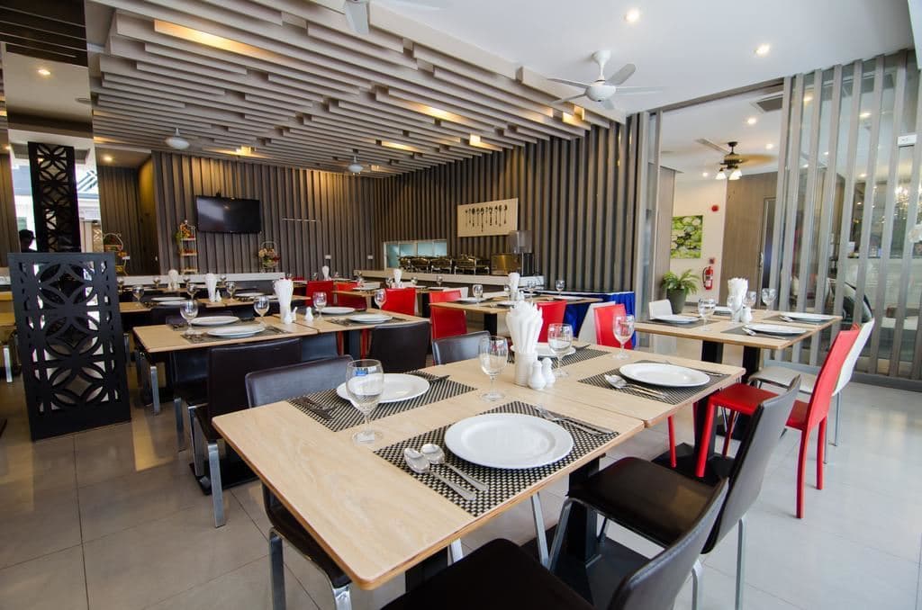 restaurants-restaurant