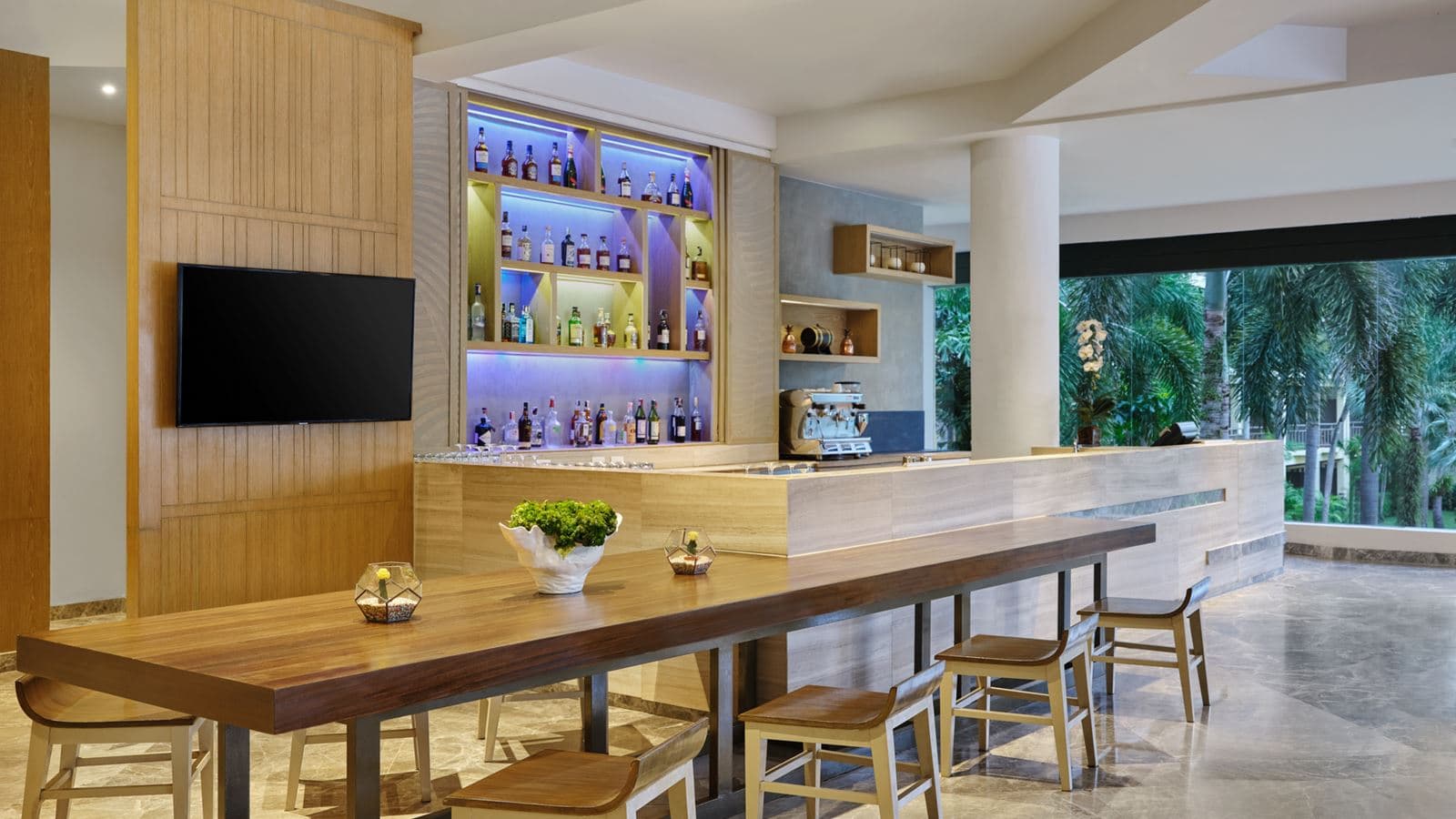 restaurants-the-lounge