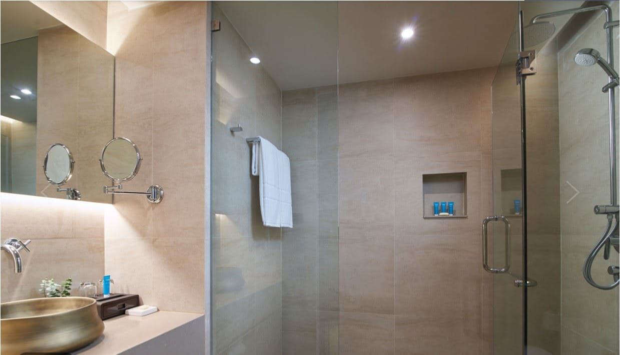 rooms-superior-room