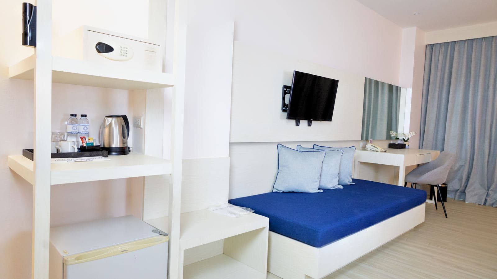 rooms-grand-deluxe-newly-renovate