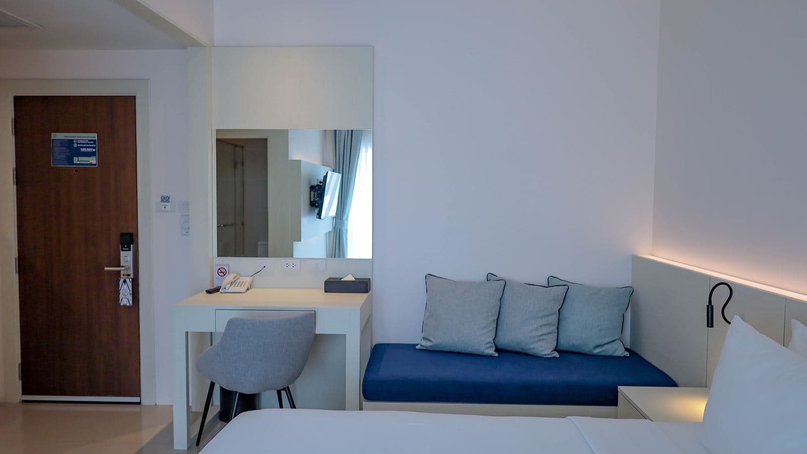 rooms-superior-newly-renovate