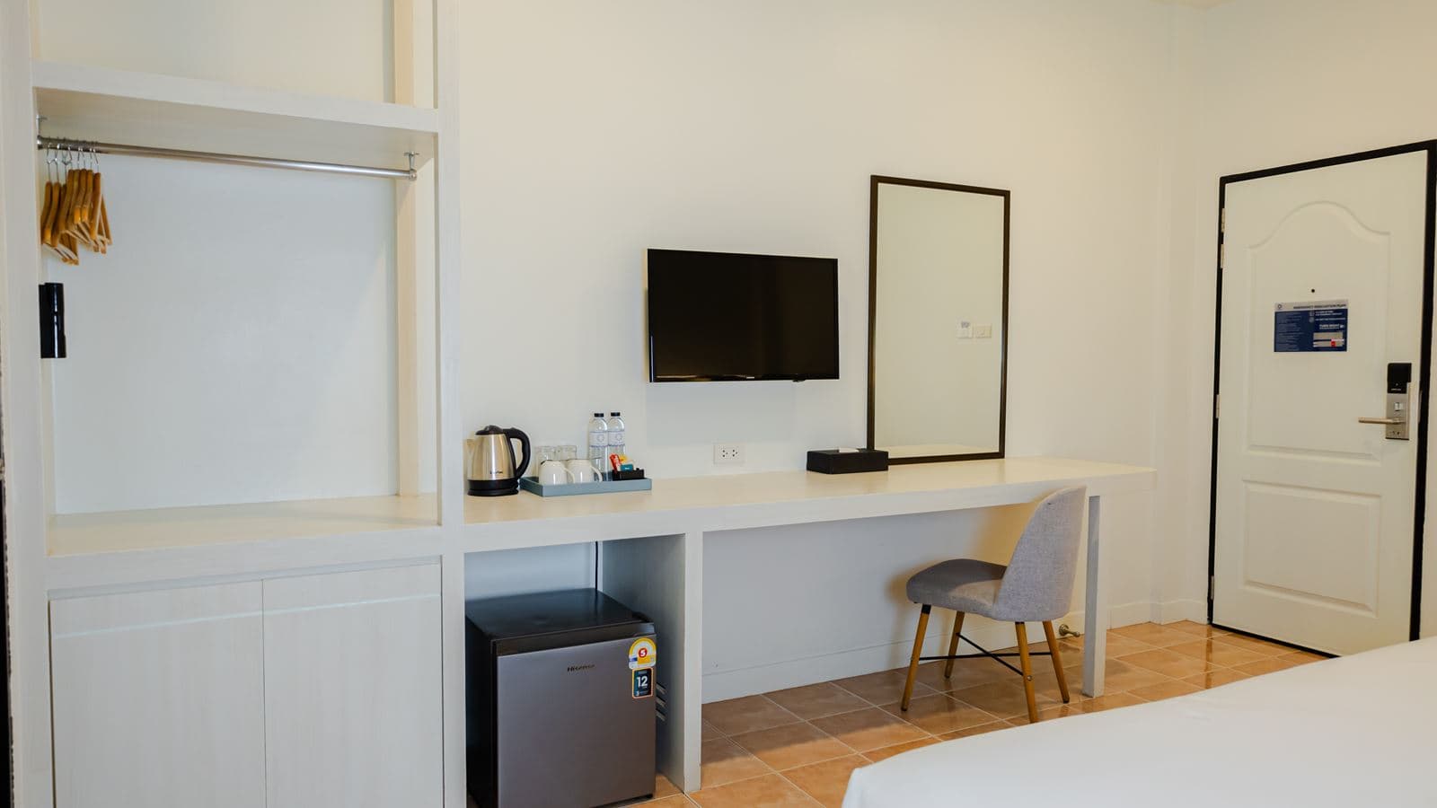 rooms-standard-room