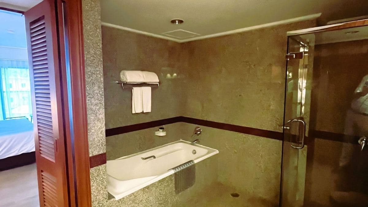 rooms-causarina-suite