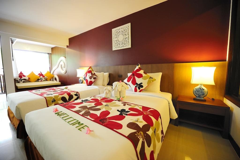 rooms-deluxe-room