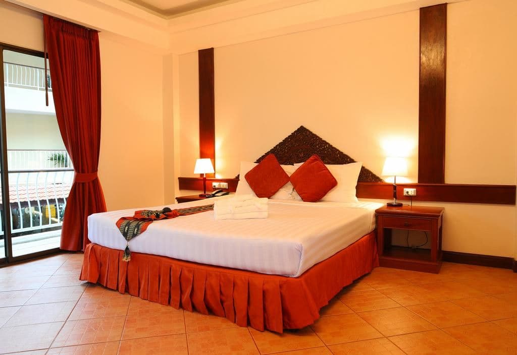 rooms-superior-room