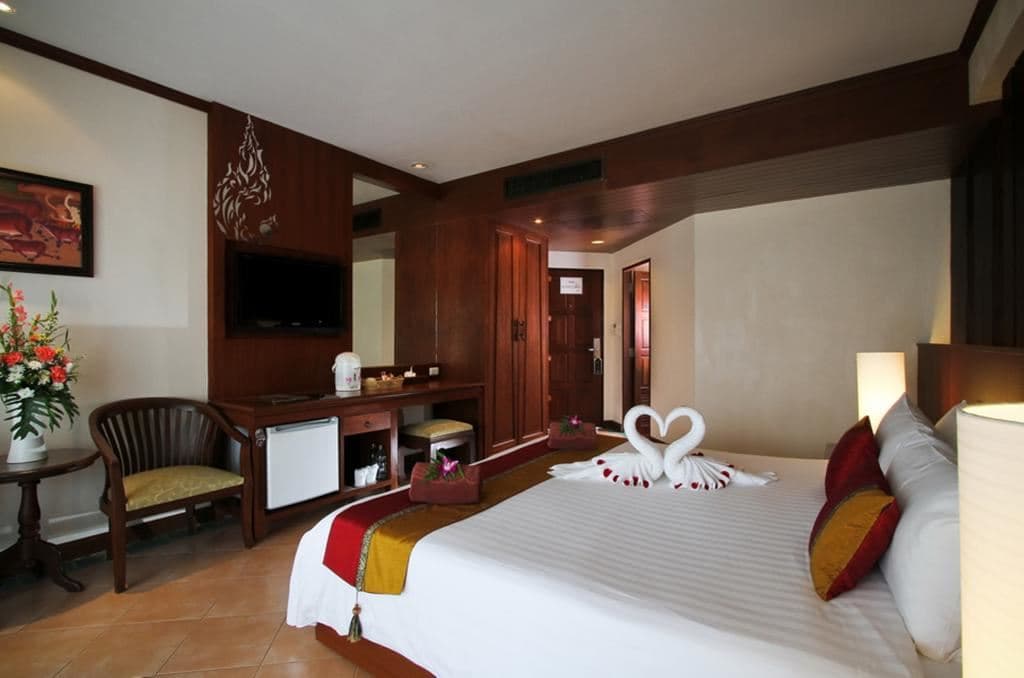 rooms-deluxe-ocean-view