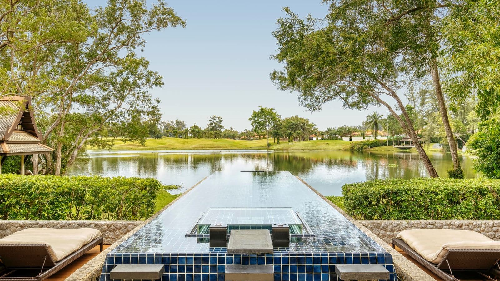rooms-one-bedroom-doublepool-villa