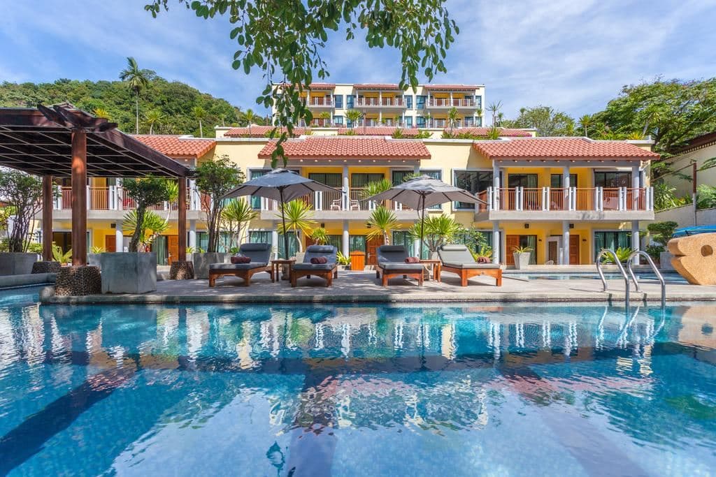 pools-outdoor-pool