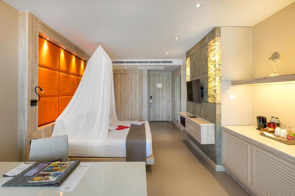 rooms-sea-view-honeymoon-suie