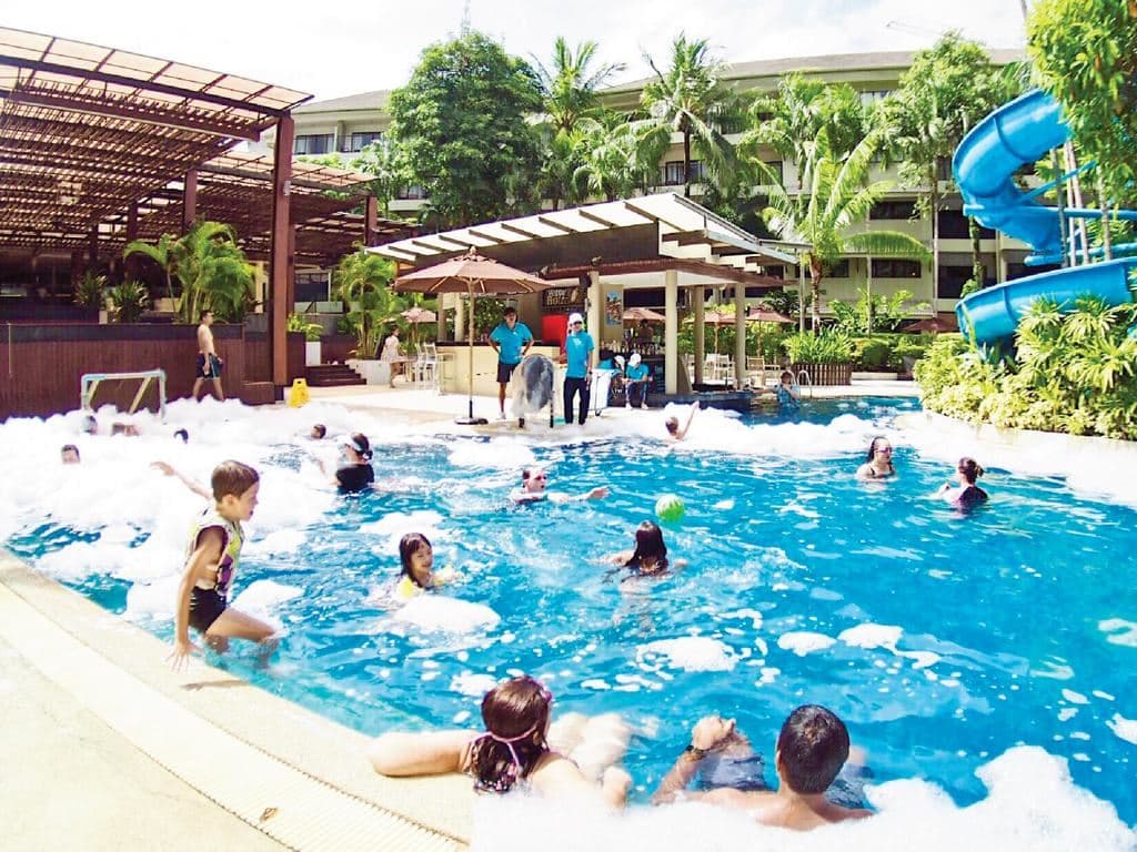 pools-outdoor-pool