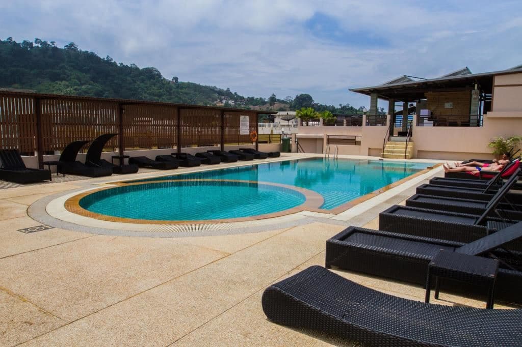 pools-outdoor-pool