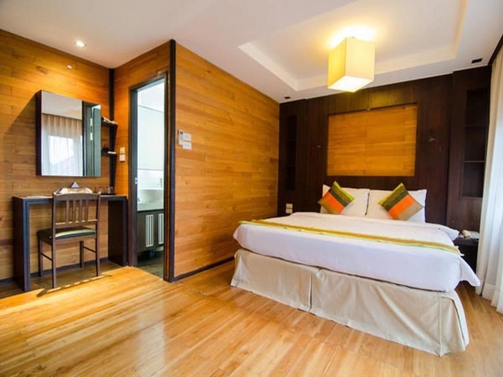 rooms-superior-front-side