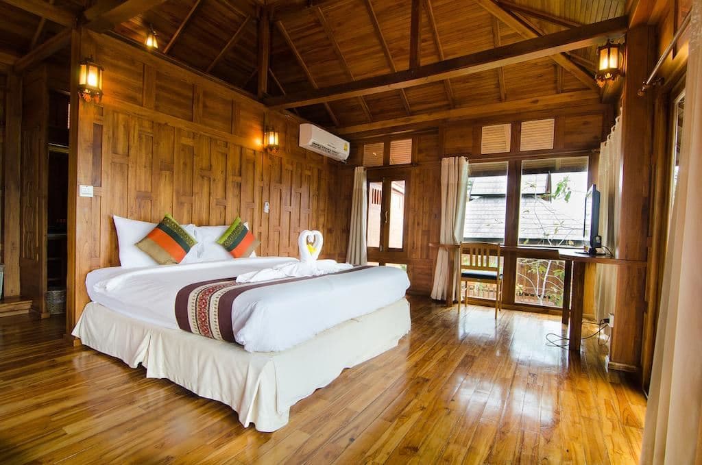 rooms-deluxe-sea-view