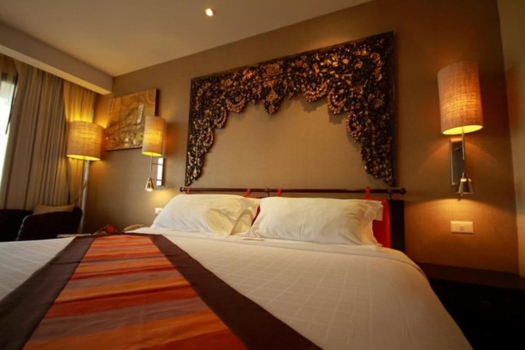 rooms-deluxe-room