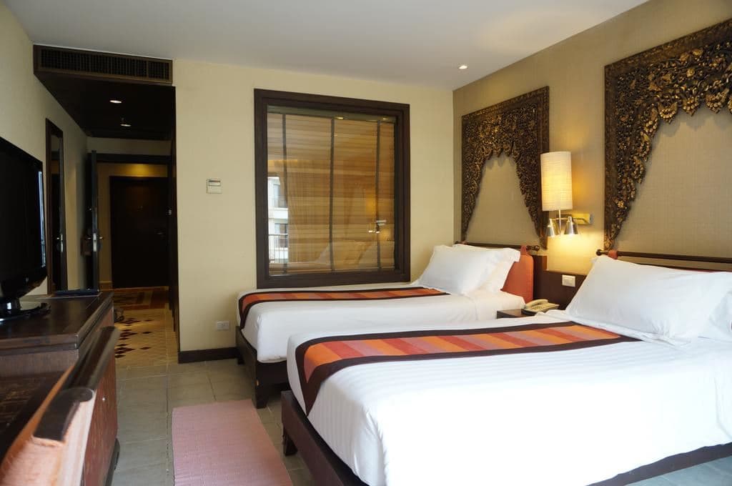 rooms-deluxe-room