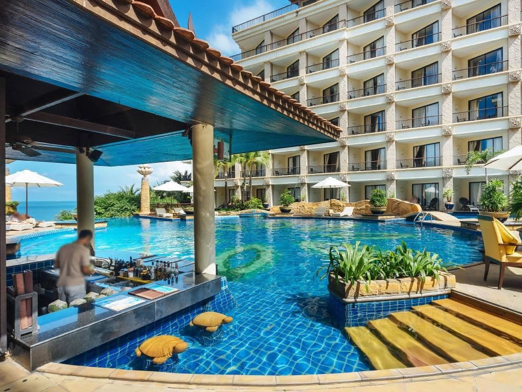pools-outdoor-pool