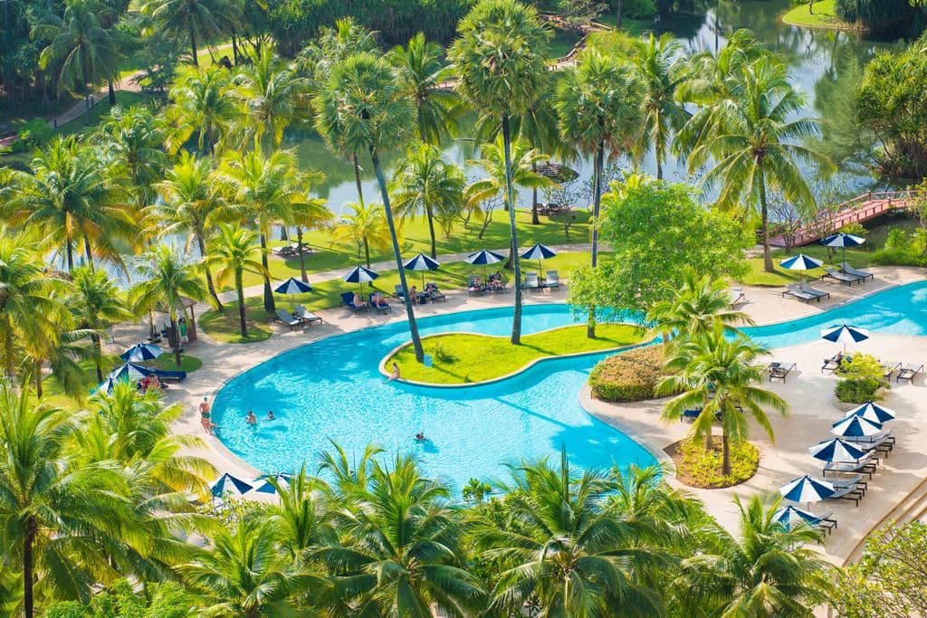 pools-outdoor-pool