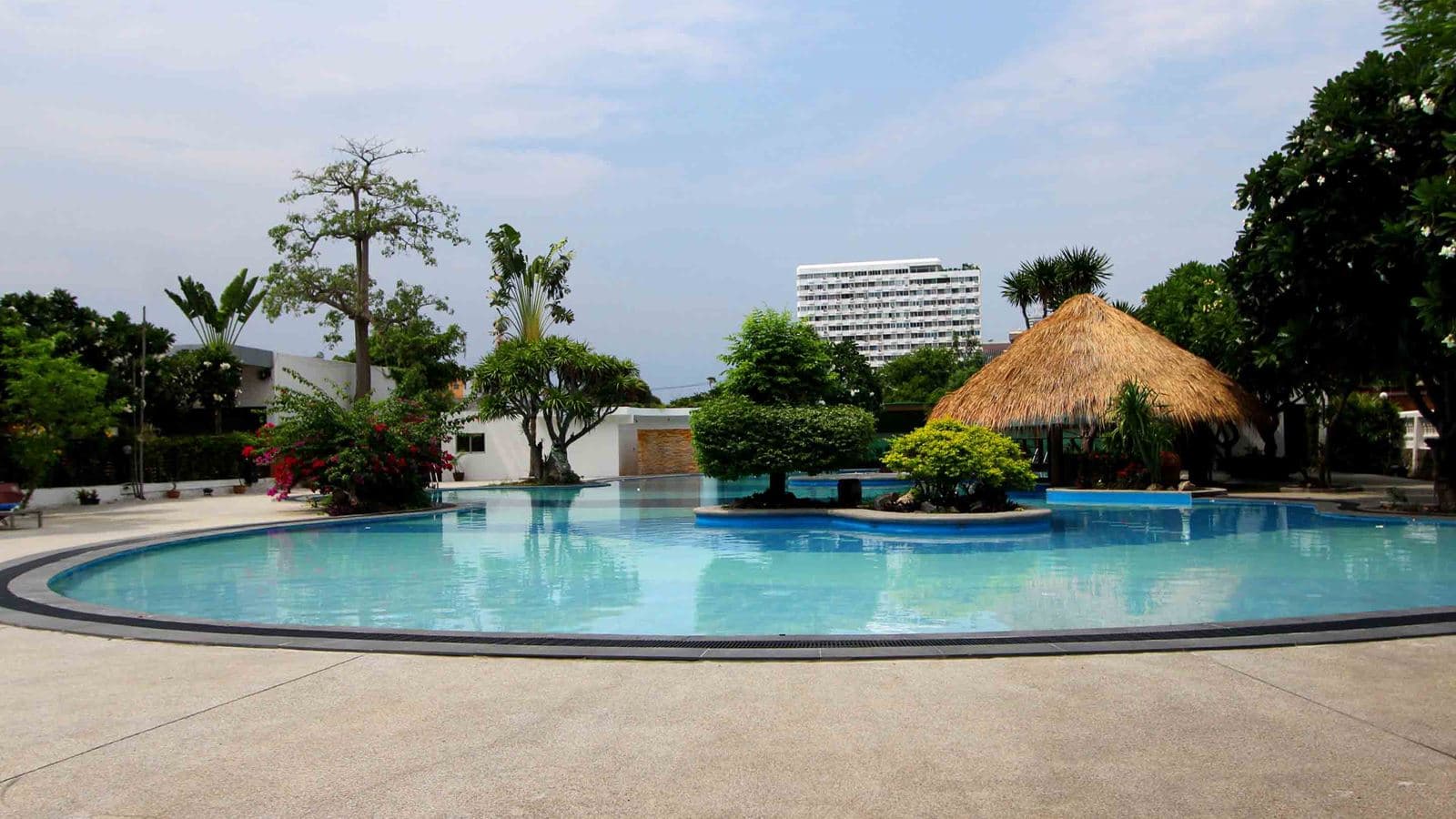 pools-outdoor-pool
