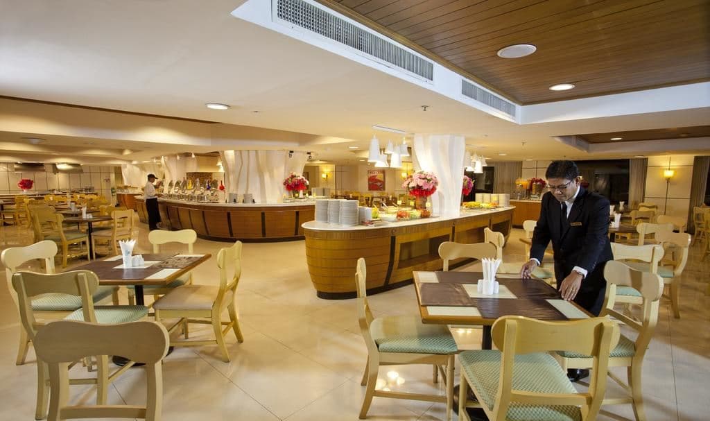 restaurants-the-coral-reef