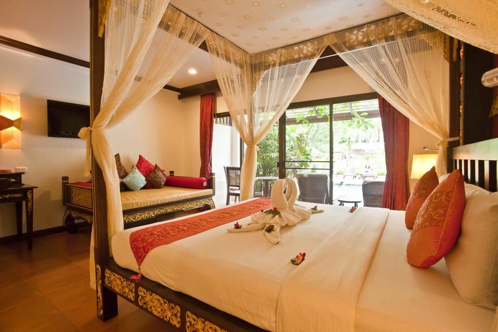 rooms-deluxe-pool-access