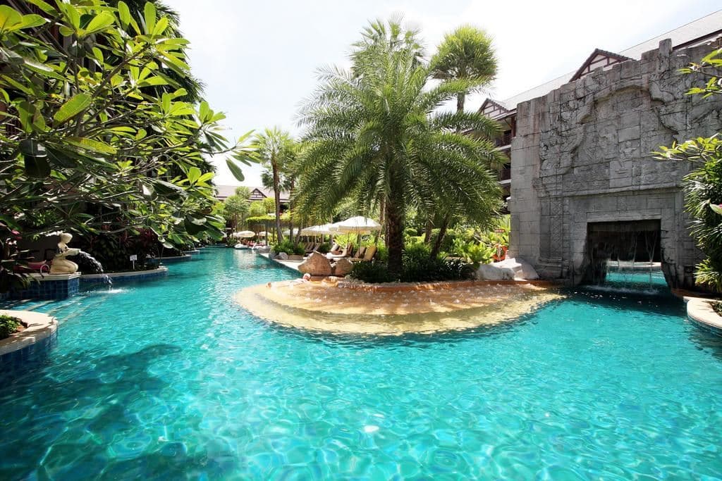 pools-outdoor-pool