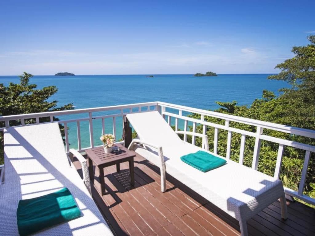 rooms-2-bedroom-beach-villa-sea-view