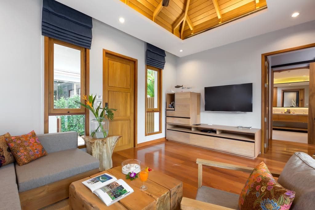 rooms-tropical-pool-villa