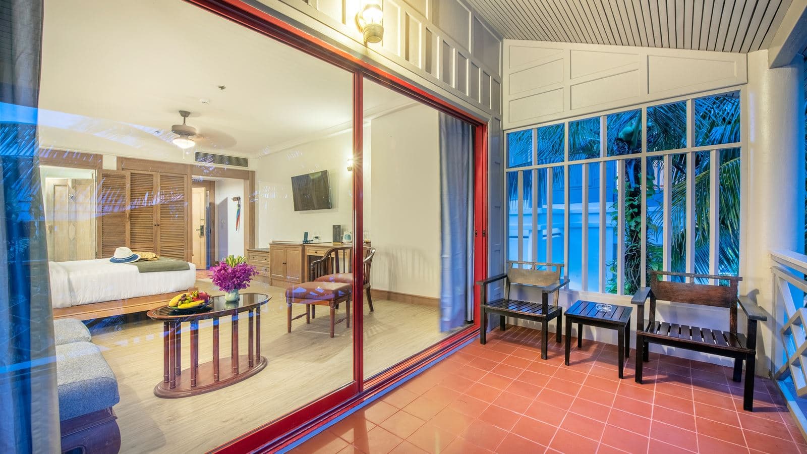 rooms-deluxe-room