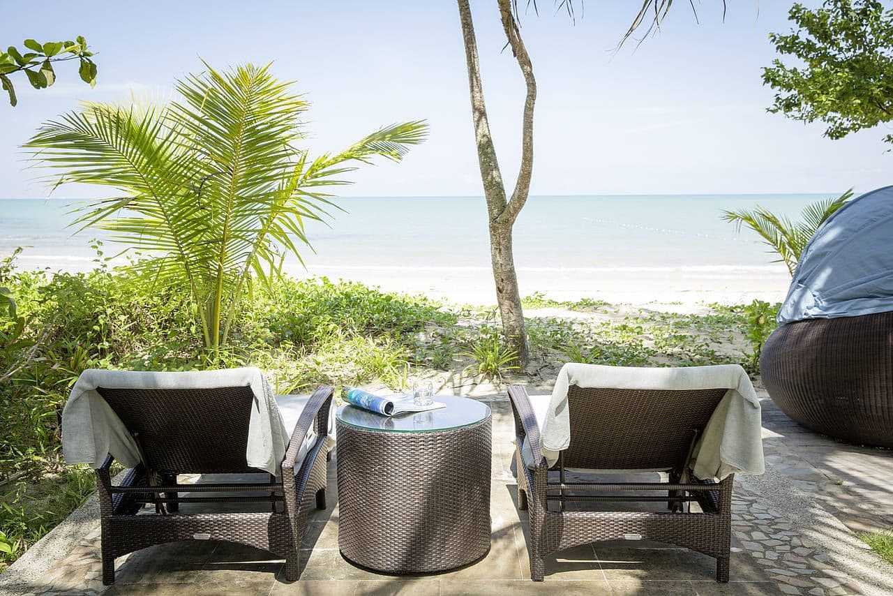 rooms-pool-villa-superior--ocean-front