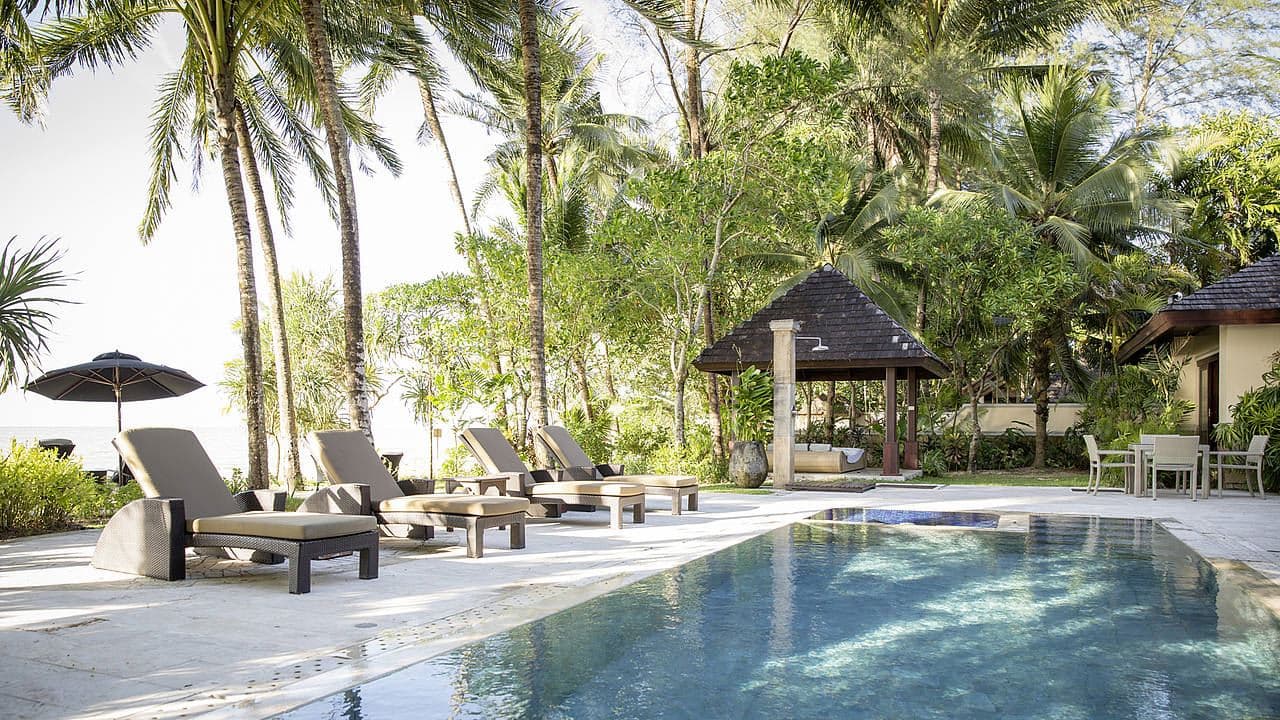 rooms-two-bedroom-pool--villa-deluxe-ocean--front