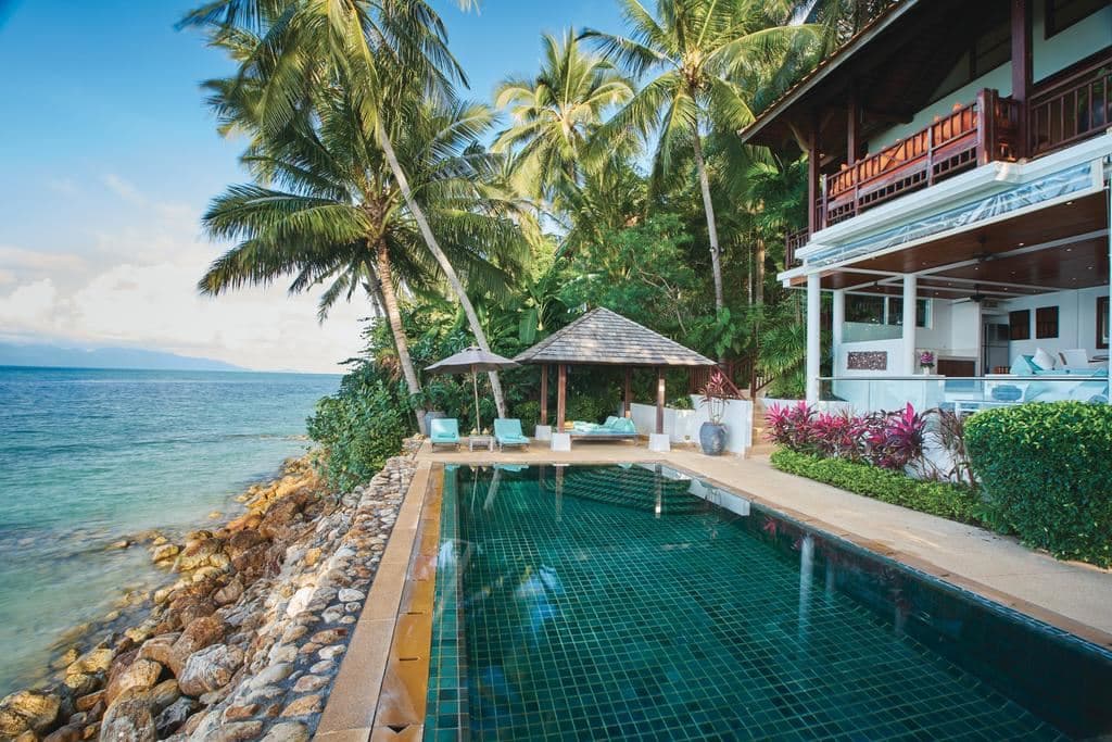rooms-1-broom-oceanfront-pool-residence