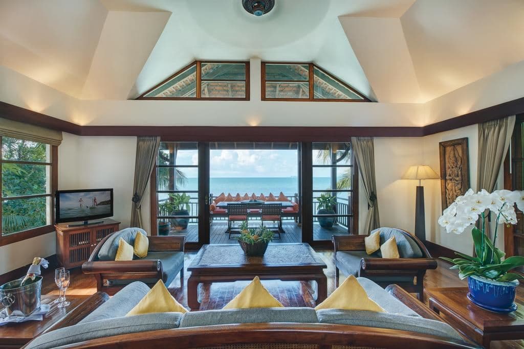 rooms-3-broom-oceanfront-pool-residence