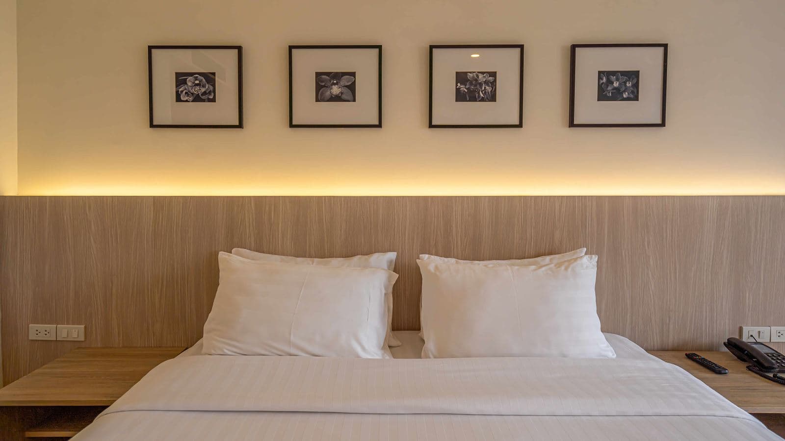 rooms-superior-room