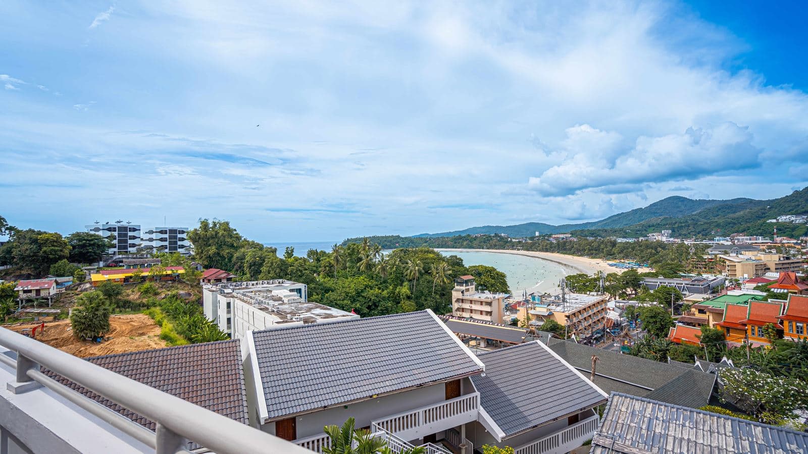 rooms-deluxe-room-with-seaview