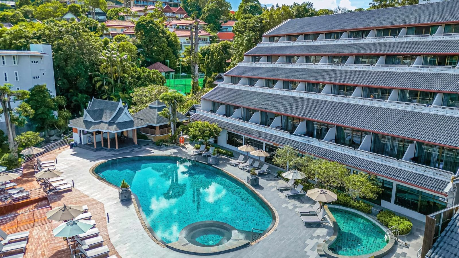 pools-outdoor-pool