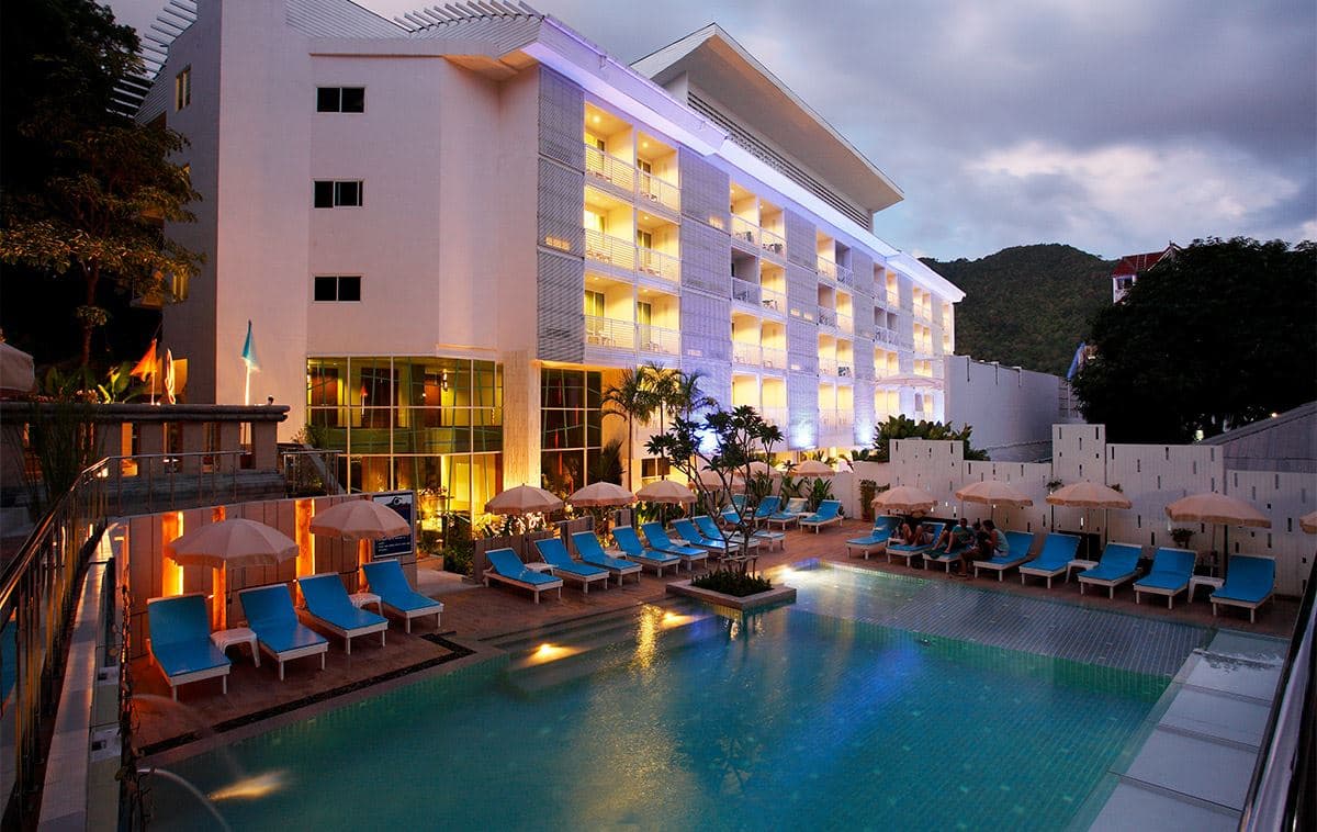 pools-outdoor-pool